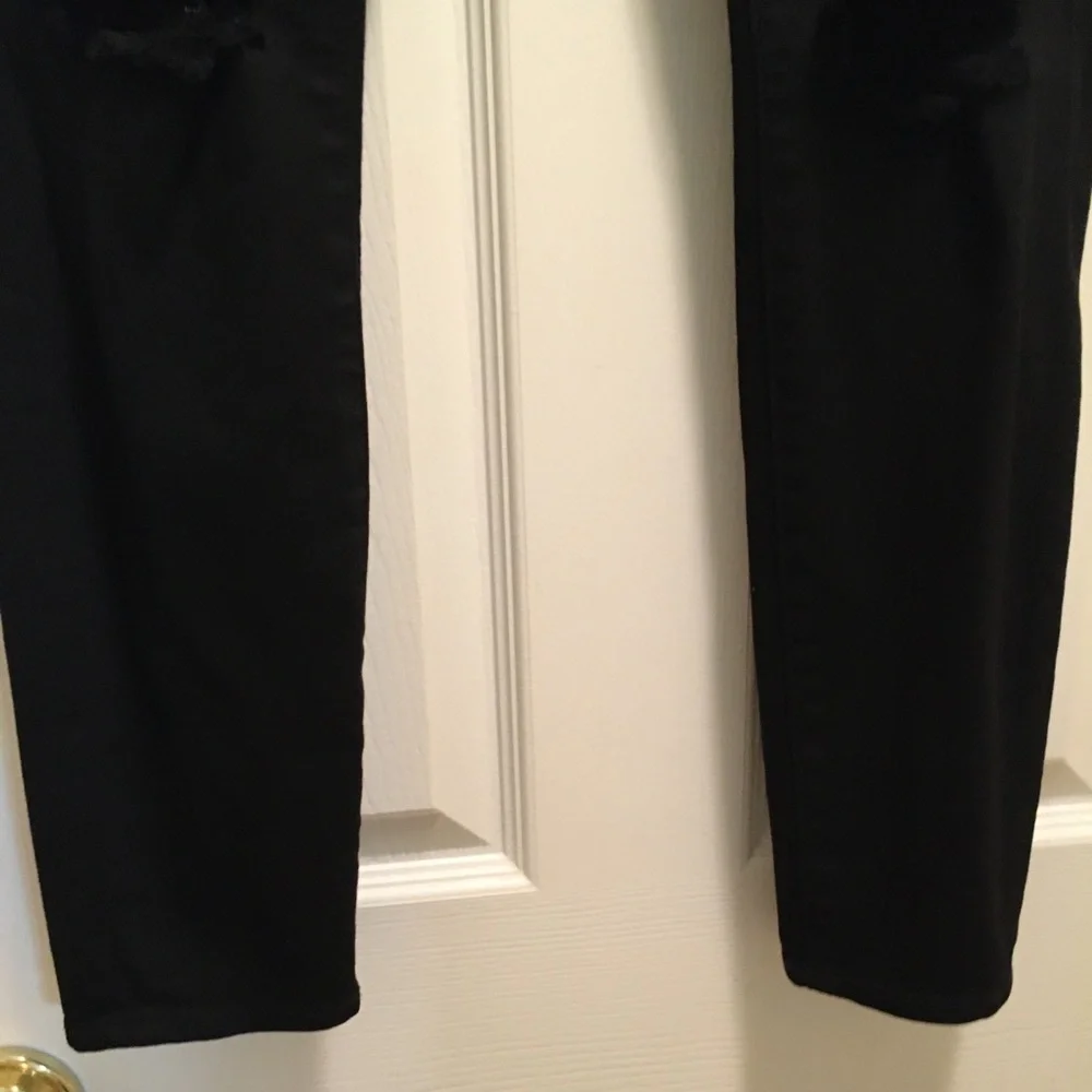 7 For All Mankind Distressed Ankle Jeans With Stretch - Picture 9 of 16